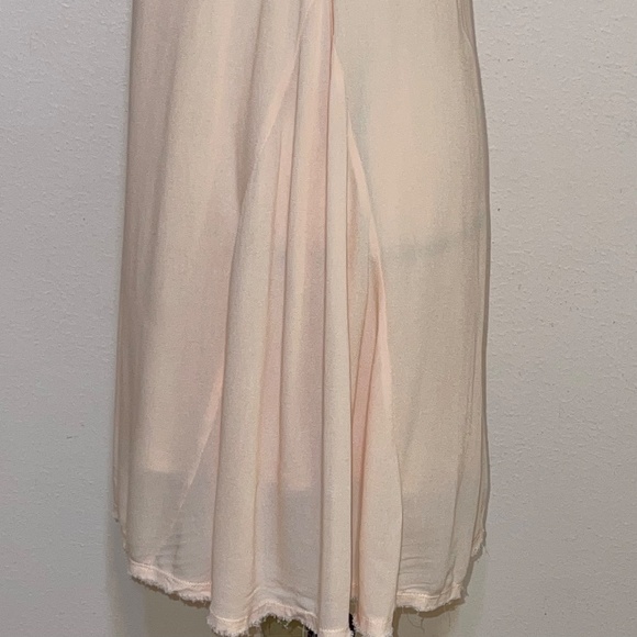 Others Follow Peachy Dress With Lace Trim and Raw Hem Size Small - Picture 4 of 13